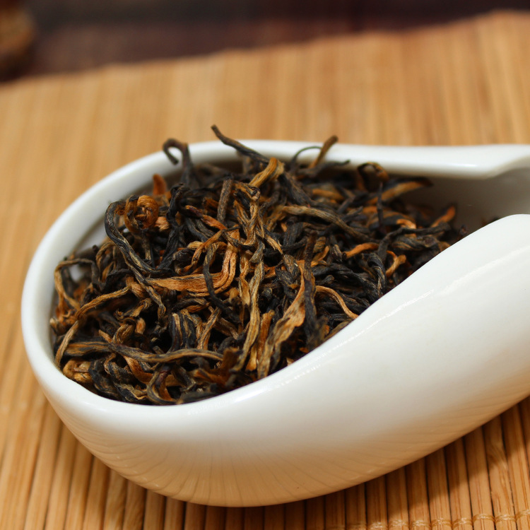 【红茶】云南滇红茶的功效和鉴别方法