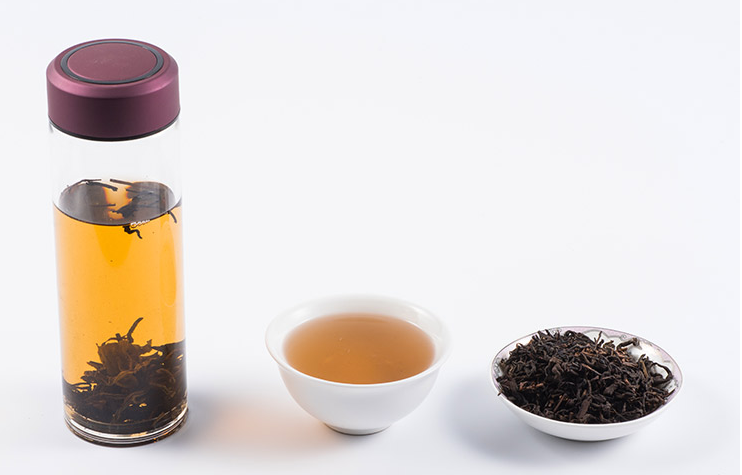 黄茶的品质鉴别方法_正确冲泡黄茶的方法_冲泡黄茶使用什么茶