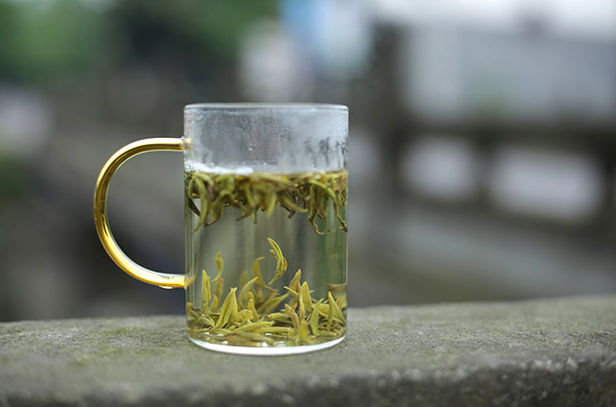 喝黄茶的副作用_黄茶是发酵茶吗？