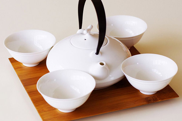 茶知识-瓷器茶具和陶器茶具有什么区别？