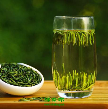 【茶知识】绿茶能除口臭吗？绿茶除口臭的原理