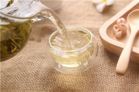 【茶知识】茶叶水洗脸如何洗？茶叶水洗脸的正确方法