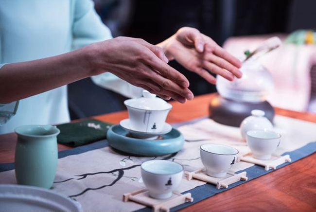 【收藏】君山银针,中国著名黄茶之一