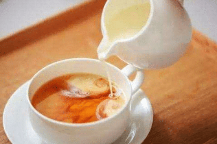 红茶与牛奶共饮行吗 红茶加牛奶能一起喝吗（收藏）