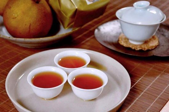 为什么喝岩茶看不起别的茶，喝岩茶的看不上所有茶类？