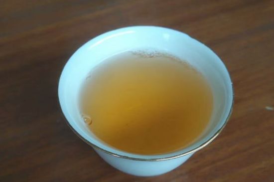 黑茶排湿毒的身体表现，喝黑茶排毒反应症状