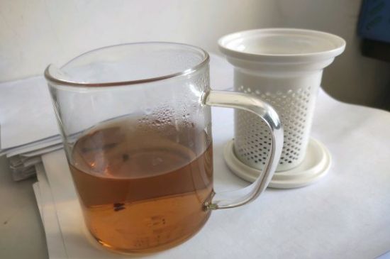 喝红茶的好处和坏处，女人天天喝红茶有什么效果？