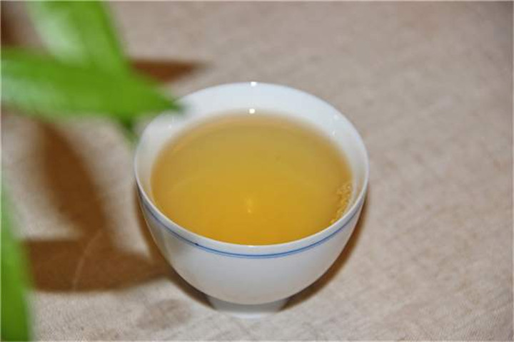 “锯朵仔”凤凰单丛茶为何被“玉叶金边之称”（收藏）