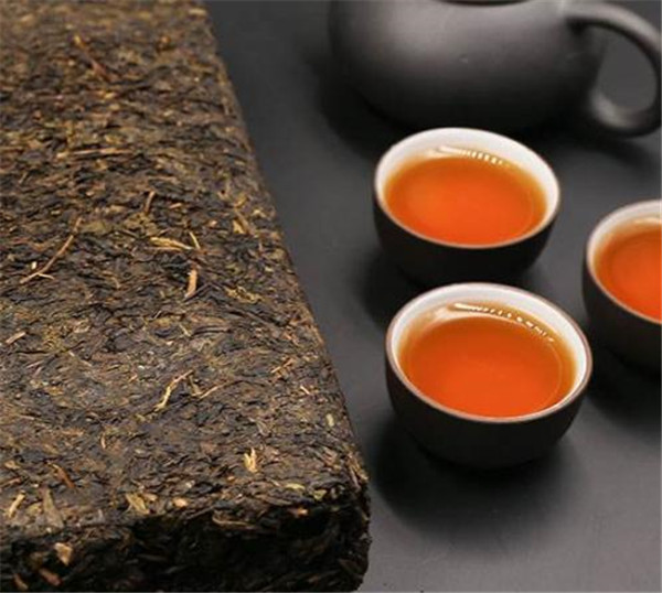 茶者以火作者为次,生晒者为上,亦近自然——黑茶
