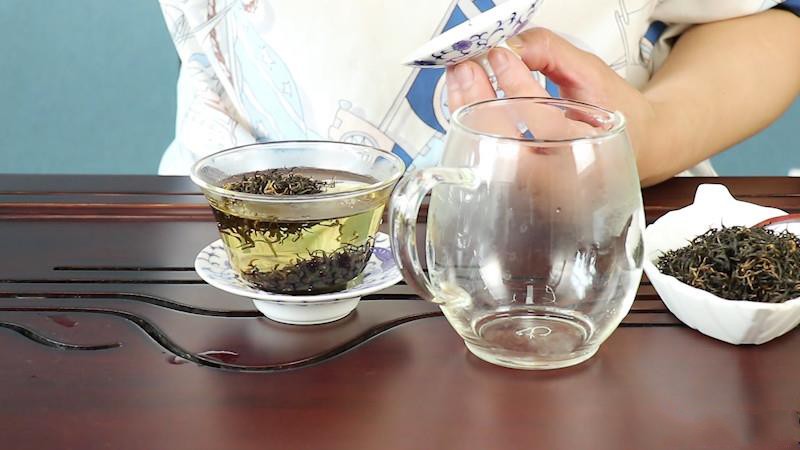 红茶是发酵茶吗?？