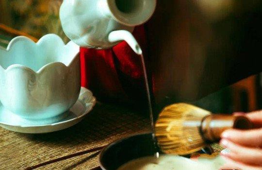 点茶是兴盛于哪个朝代的饮茶方式？