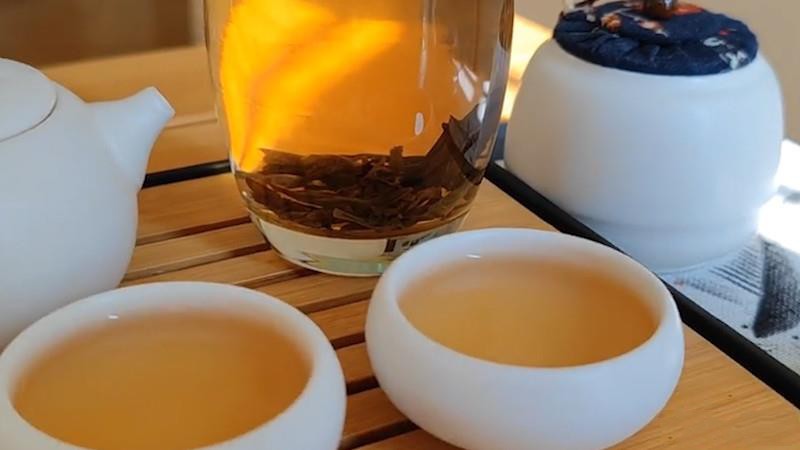 乌龙茶属于红茶还是绿茶？