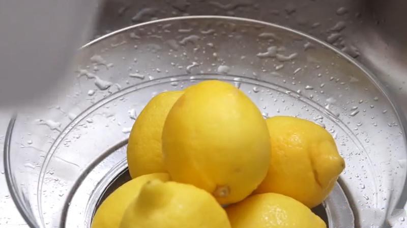 柠檬怎么泡水喝最好喝？