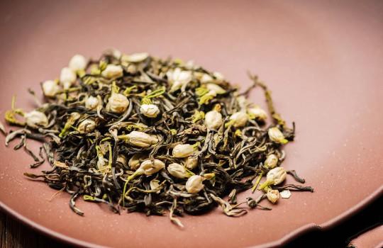 茉莉花茶是绿茶还是红茶？