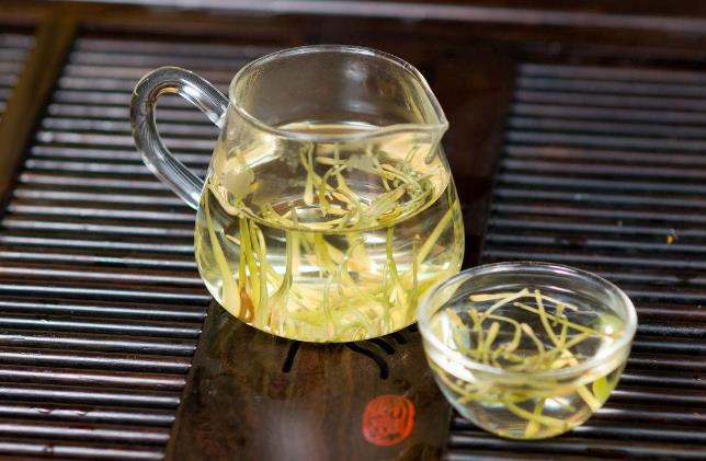 金银花茶怎么制作？喝金银花茶有什么好处？