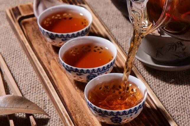普洱茶生茶熟茶减肥_普洱茶生茶好还是熟茶好减肥？