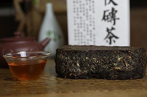 茯砖茶_茯砖茶原料的粗细老嫩怎么选？