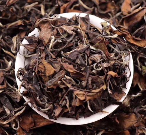 老白茶的功效与作用_十几年的白茶有什么功效？