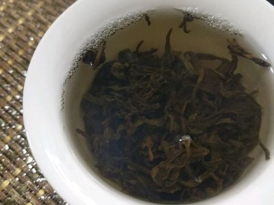喝安化黑茶的副作用_长期饮用黑茶的副作用