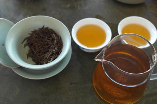 蜂蜜红茶禁忌_喝蜂蜜红茶的功效与禁忌