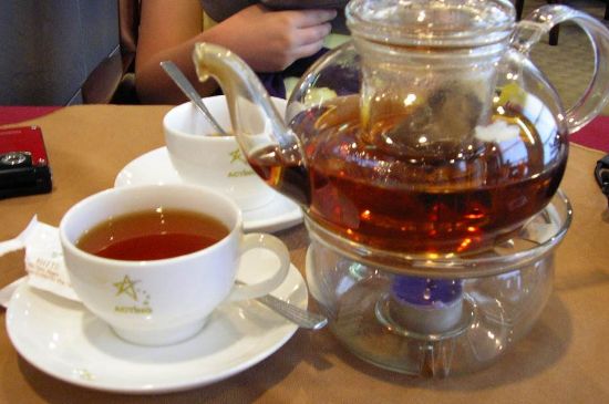 蜂蜜红茶禁忌_喝蜂蜜红茶的功效与禁忌