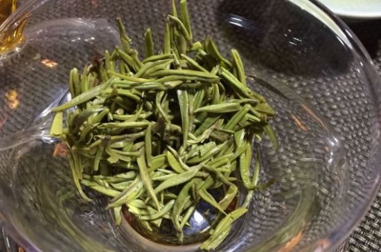 湿气重喝红茶还是绿茶_红茶祛湿还是绿茶祛湿？