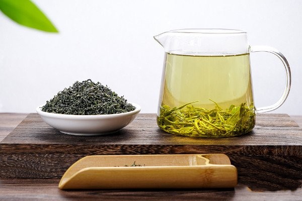 绿茶是酸性还是碱性_绿茶叶水是碱性的吗