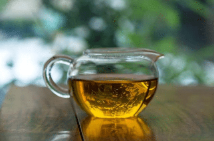 长期喝红茶的好处和坏处_经常喝红茶对人体的利与弊