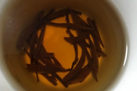 茶碱致癌为什么喝茶_茶中的茶碱有什么危害？