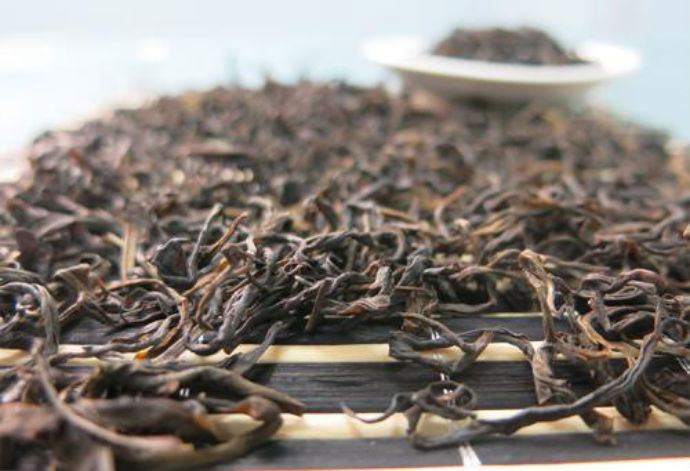 黑毛茶和黑砖茶有什么区别？教你快速认识黑毛茶与黑砖茶的区
