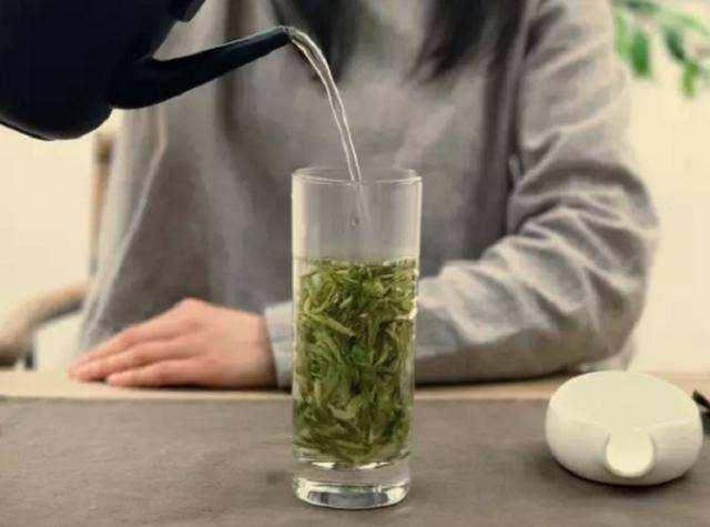 绿茶，需不需要洗茶？想要茶汤鲜爽，这3个绿茶“冷知识”要了