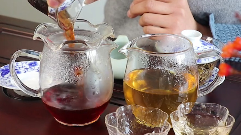 生茶和熟茶的区别（发酵、色泽、口感）