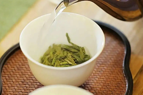 西湖龙井泡茶方法