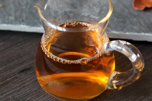 岩茶属于什么茶_岩茶属于红茶类吗(产自武夷山的青茶)