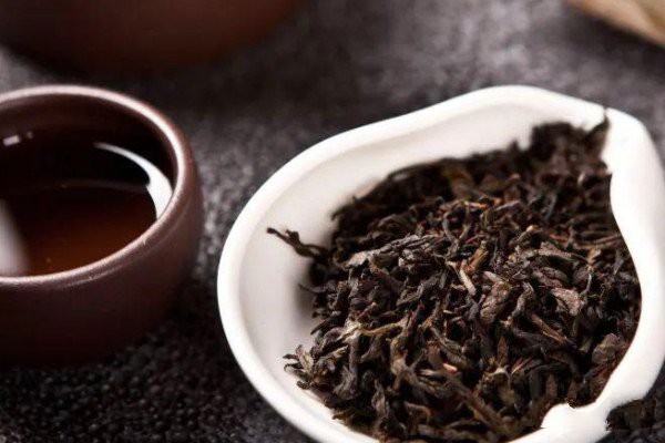 黑茶的功效与作用_喝黑茶的8大禁忌(饮茶小常识)