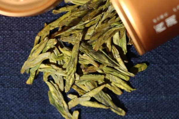最好的西湖龙井茶叫什么_西湖龙井茶哪里的最好(狮峰山明前茶)