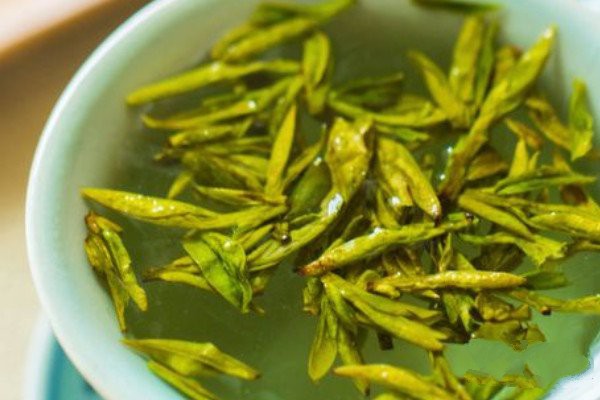 中国十大名茶被乾隆称为御茶的是_乾隆封哪一种茶为御茶