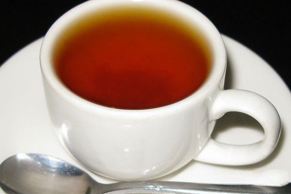 喝红茶对人体有什么好处_常喝红茶对身体好吗(养胃护肝/滋养肌肤)