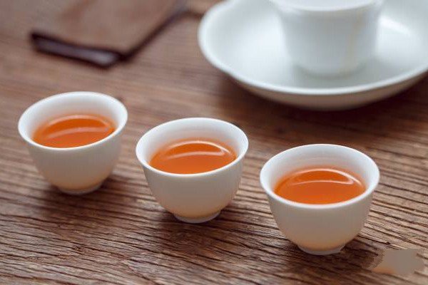 喝红茶有什么好处和坏处_喝红茶能减肥吗(爱美人士必看)