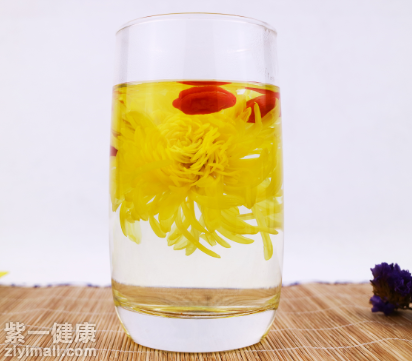 黄芪枸杞菊花茶有什么作用 黄芪枸杞菊花茶怎么泡
