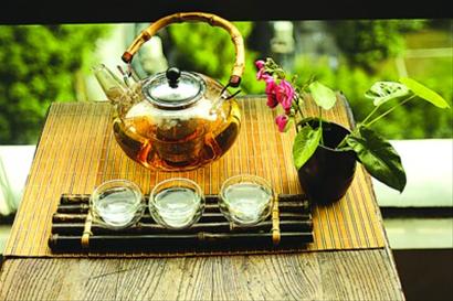 茶叶_每天一杯茶、一把坚果可预防心脏疾病