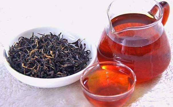 红茶绿茶乌龙茶这三种茶都有哪些特点