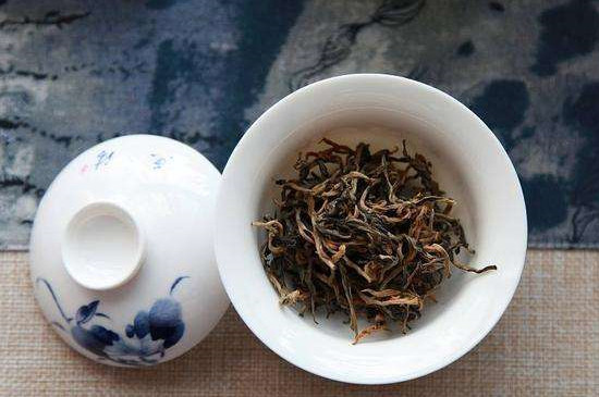 适合冬季喝的12种养生茶，红枣桂圆枸杞茶金桔柠檬茶蜂蜜柚子