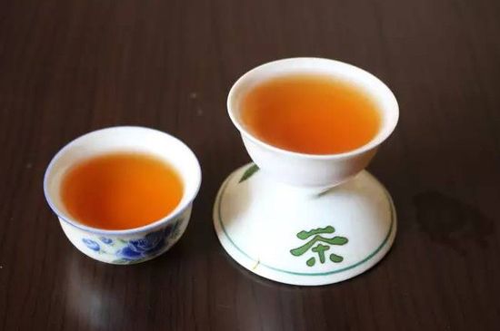 鸭屎香茶适合什么季节喝，单丛茶鸭屎香哪个季节喝最好？