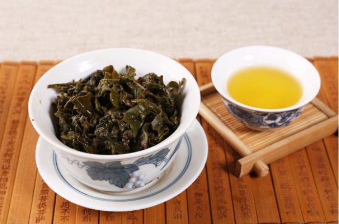 台湾冻顶乌龙茶价格是多少？这么昂贵的茶一定要谨慎挑选！