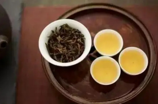 鸭屎香茶叶多少钱一斤（100～4000元左右一斤