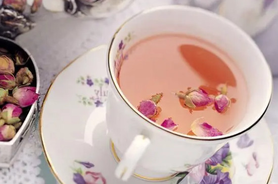 女人长期喝玫瑰花茶的好处